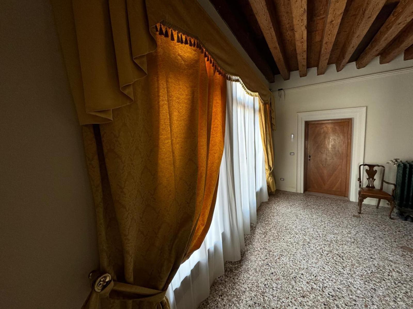 Palazzo Titti Rialto Suites Veneţia Exterior foto