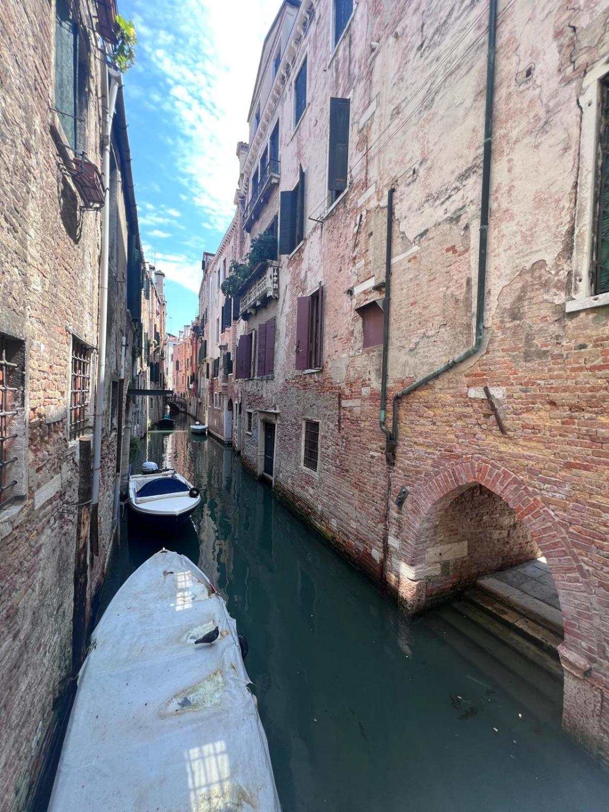 Palazzo Titti Rialto Suites Veneţia Exterior foto